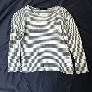Brandy Melville Quarter sleeve top